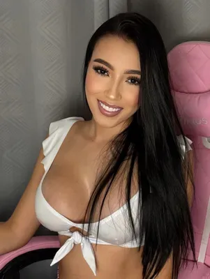 Ariana V 💋🇨🇴